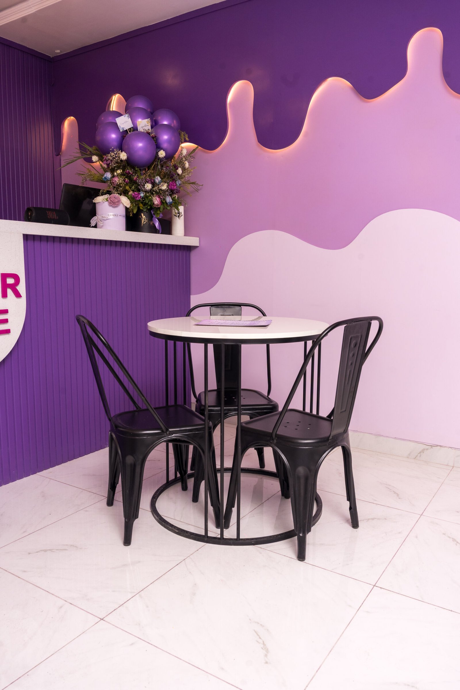 jolly desserts interior